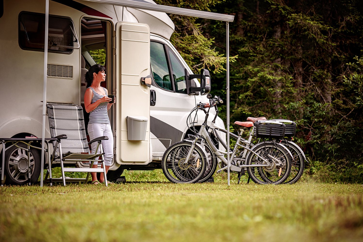 Champion Caravanes et Camping Car