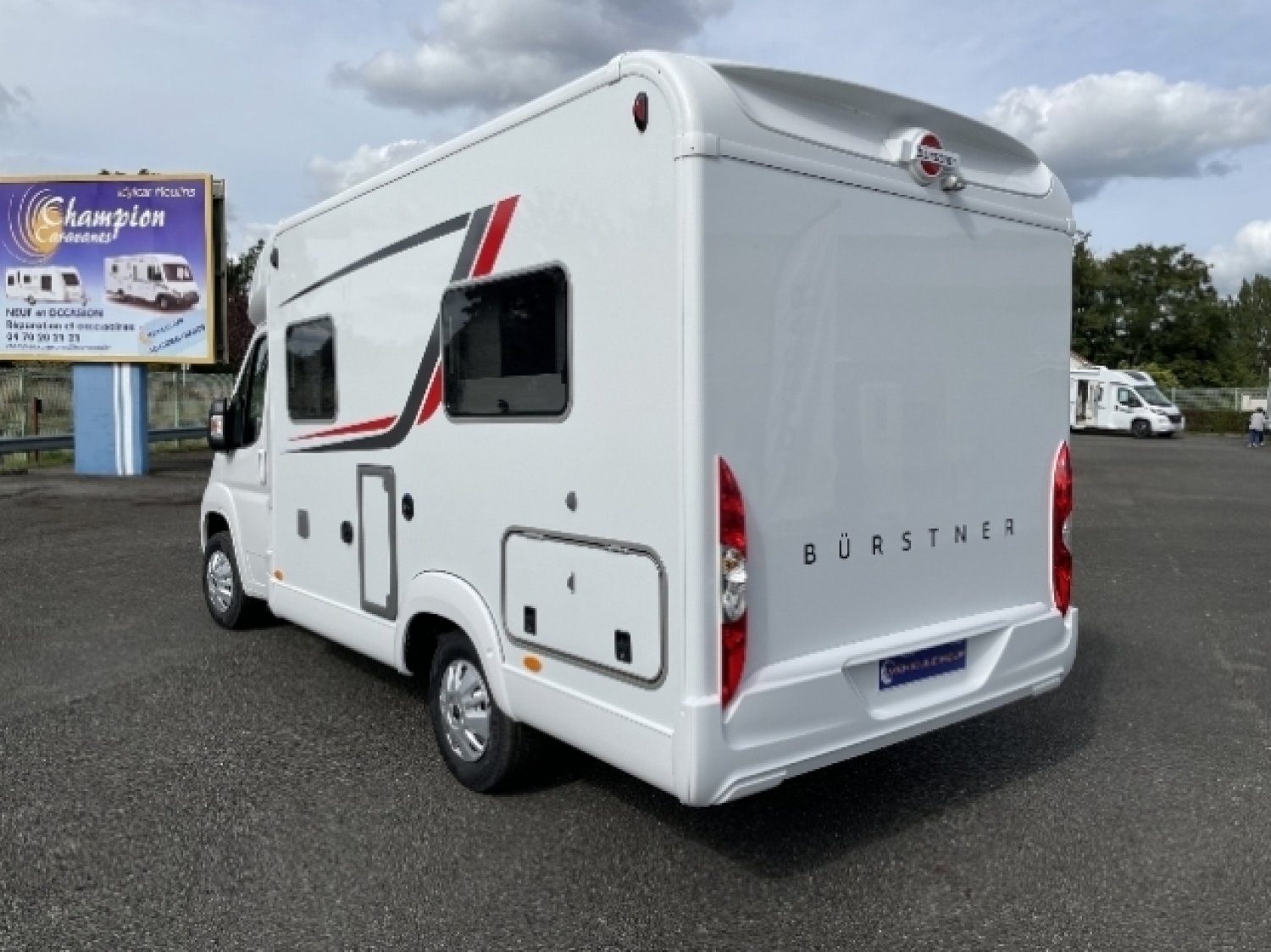 Champion Caravanes et Camping Car Nexxo Van T 569 Burstner