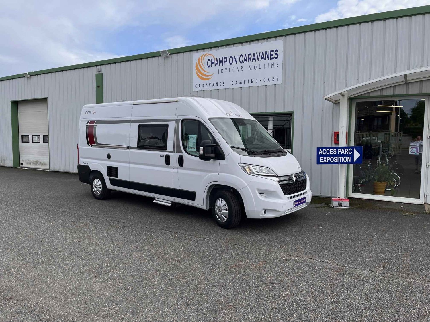 Champion Caravanes et Camping Car - Giottiline GIOTTI LINE à 57 664 €