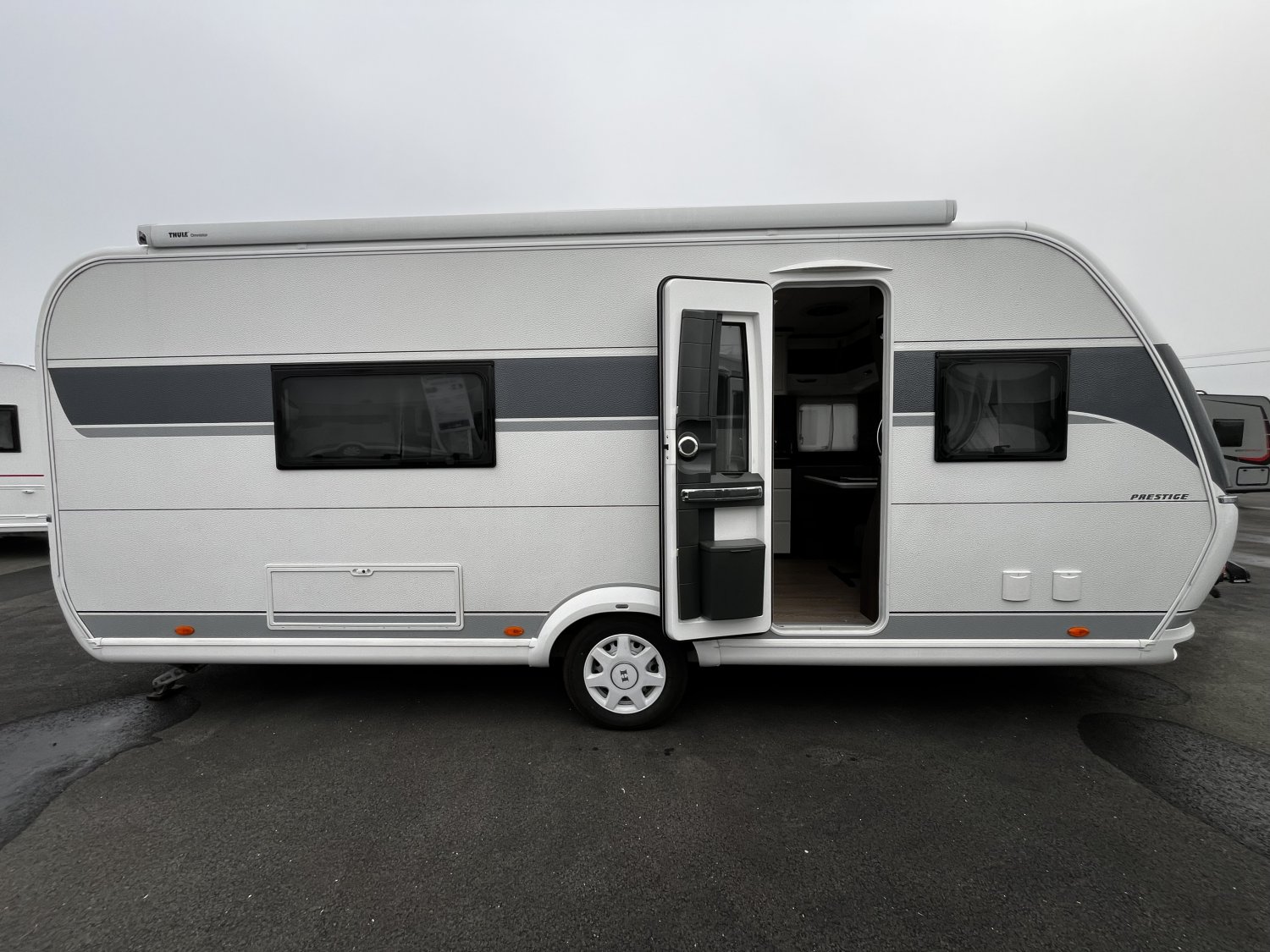 Champion Caravanes et Camping Car - Hobby PRESTIGE 560 WLU à 34 990€