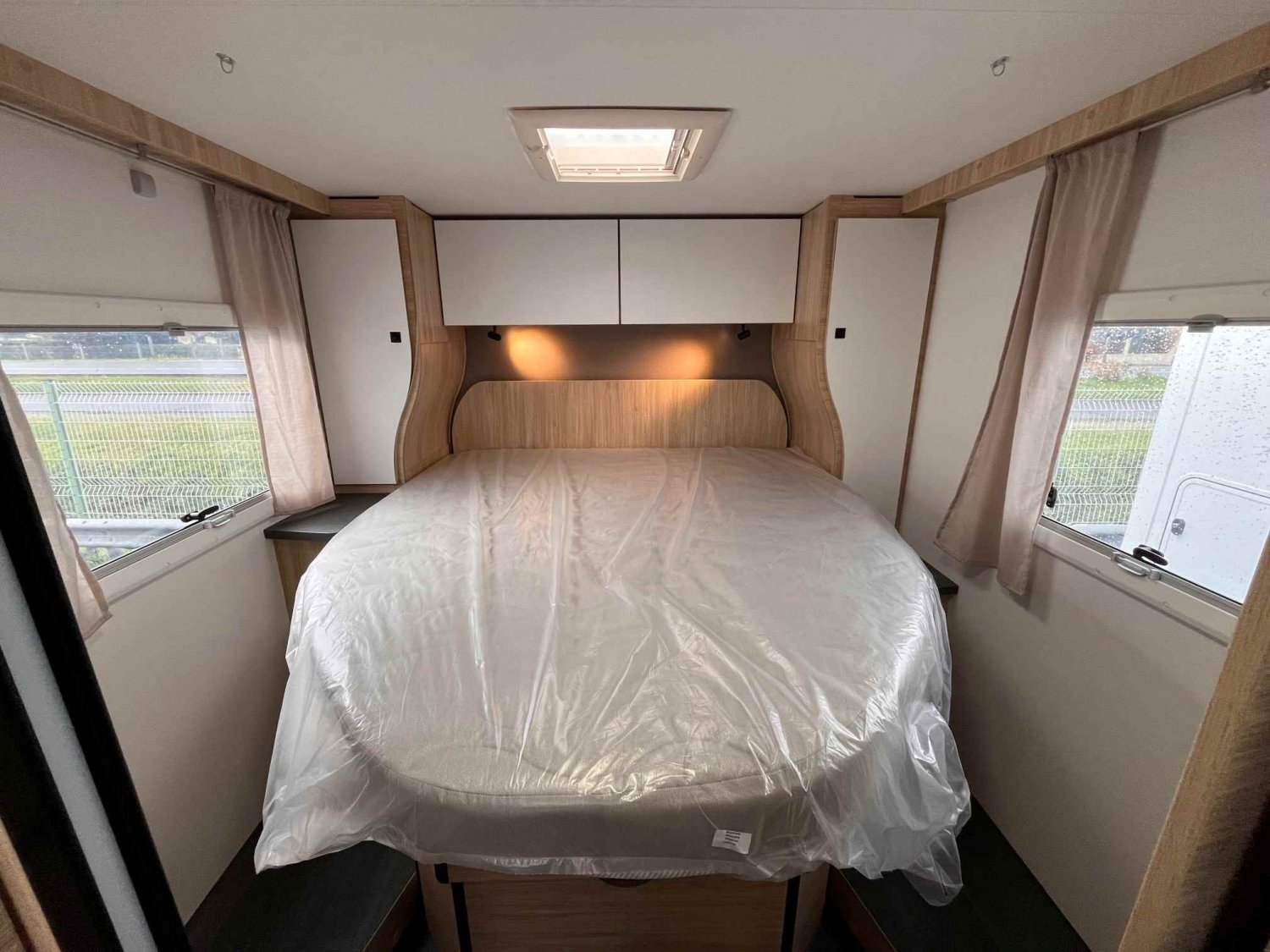 Champion Caravanes et Camping Car CHALLENGER 318 ANNIVERSAIRE Challenger