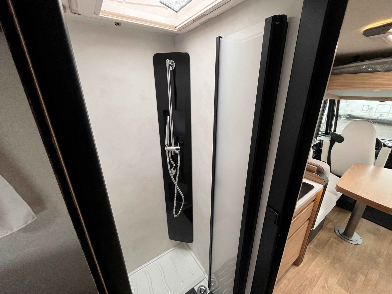 Champion Caravanes et Camping Car G 720 FC EVIDENCE Pilote