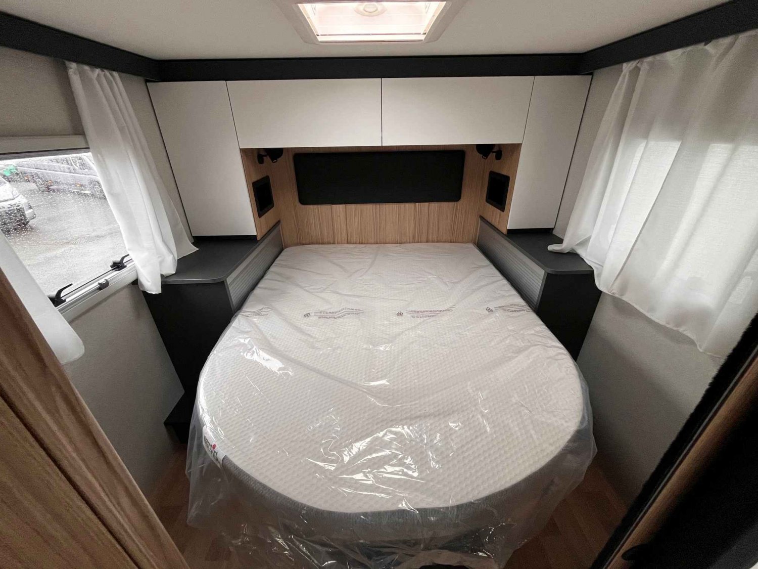 Champion Caravanes et Camping Car G 720 FC EVIDENCE Pilote