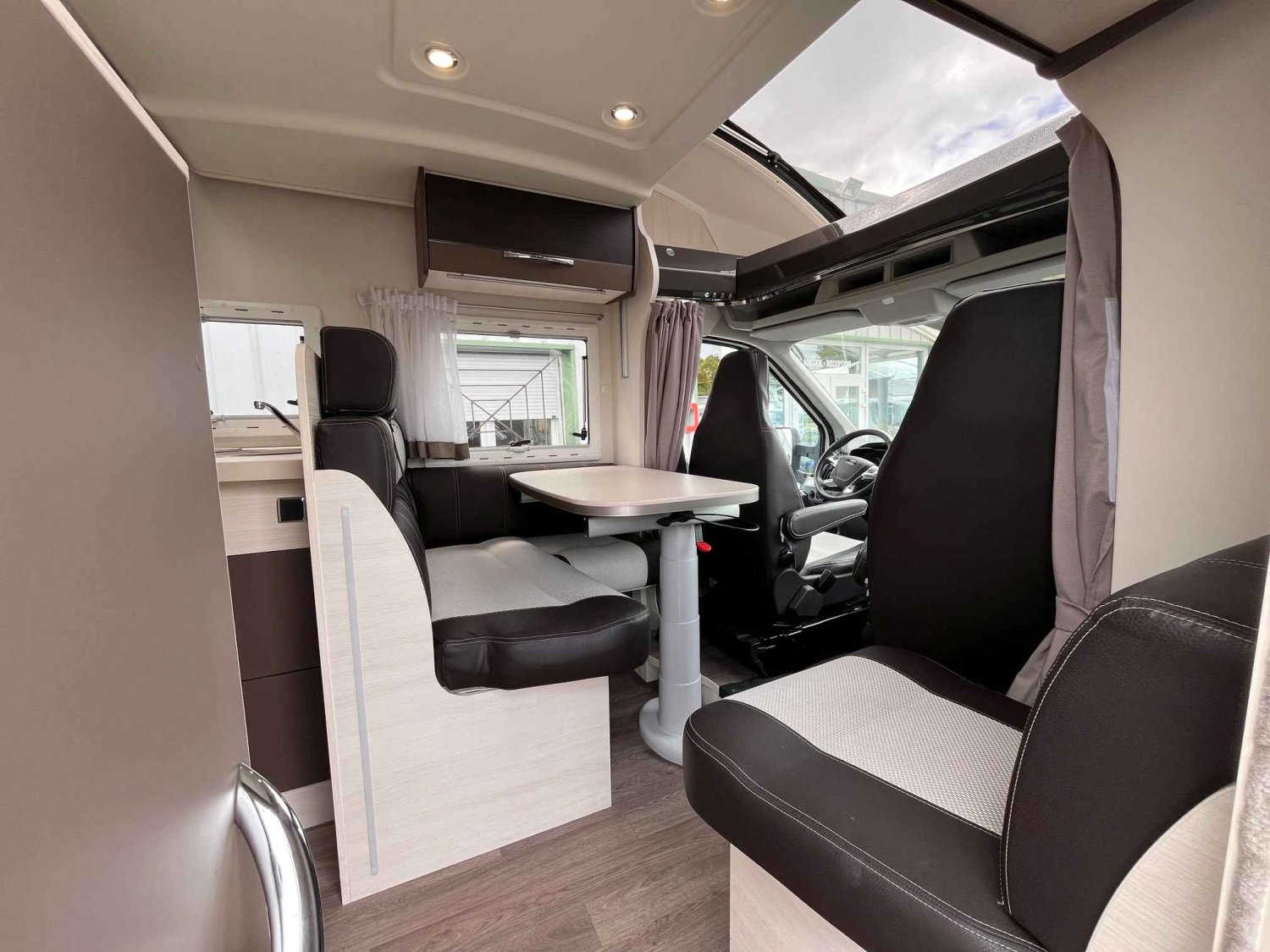 Champion Caravanes et Camping Car QUARTZ 288 EB Challenger