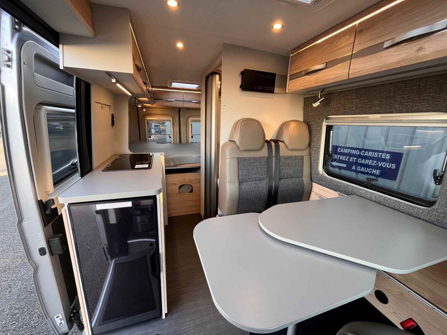 Champion Caravanes et Camping Car DETHLEFFS GLOBETRAIL CVD 600 S Dethleffs