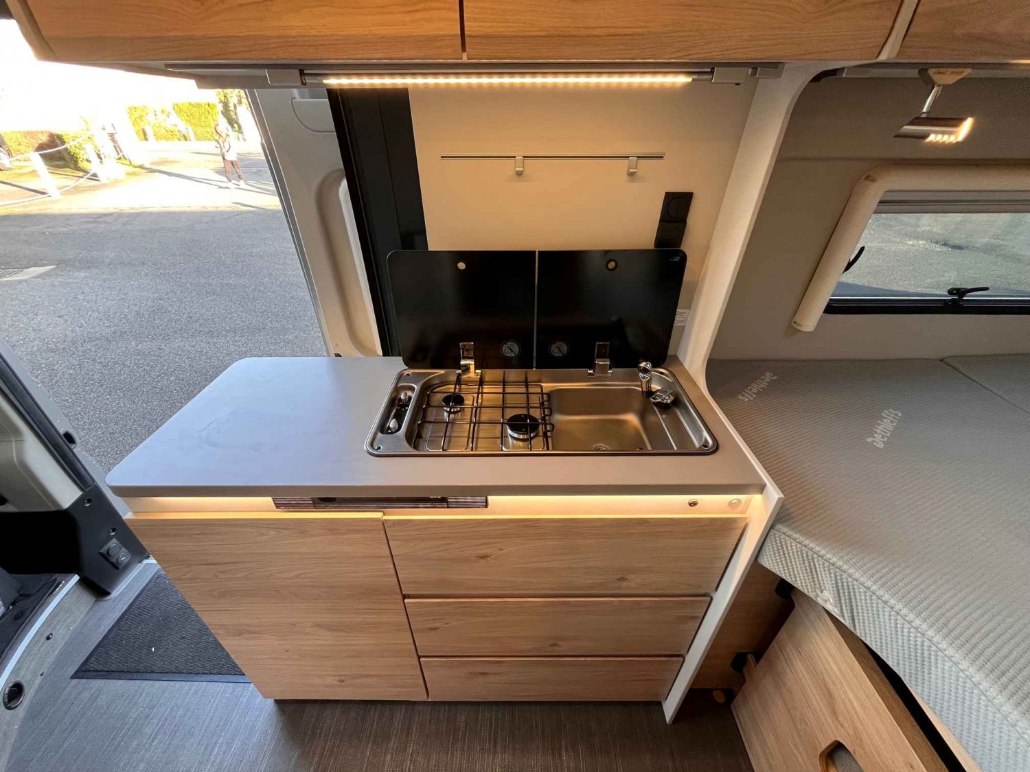 Champion Caravanes et Camping Car DETHLEFFS GLOBETRAIL CVD 600 S Dethleffs