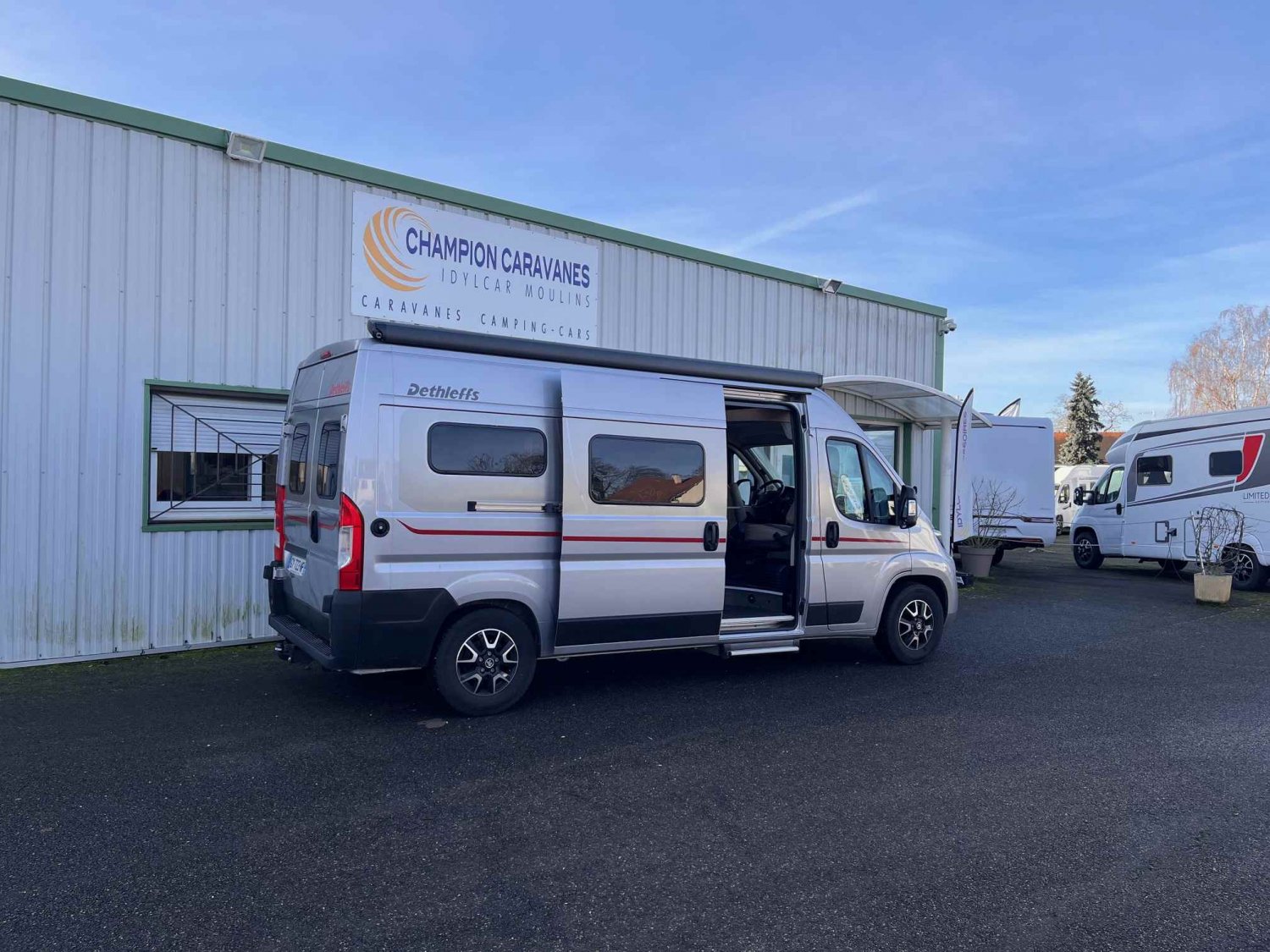 Champion Caravanes et Camping Car DETHLEFFS GLOBETRAIL CVD 600 S Dethleffs