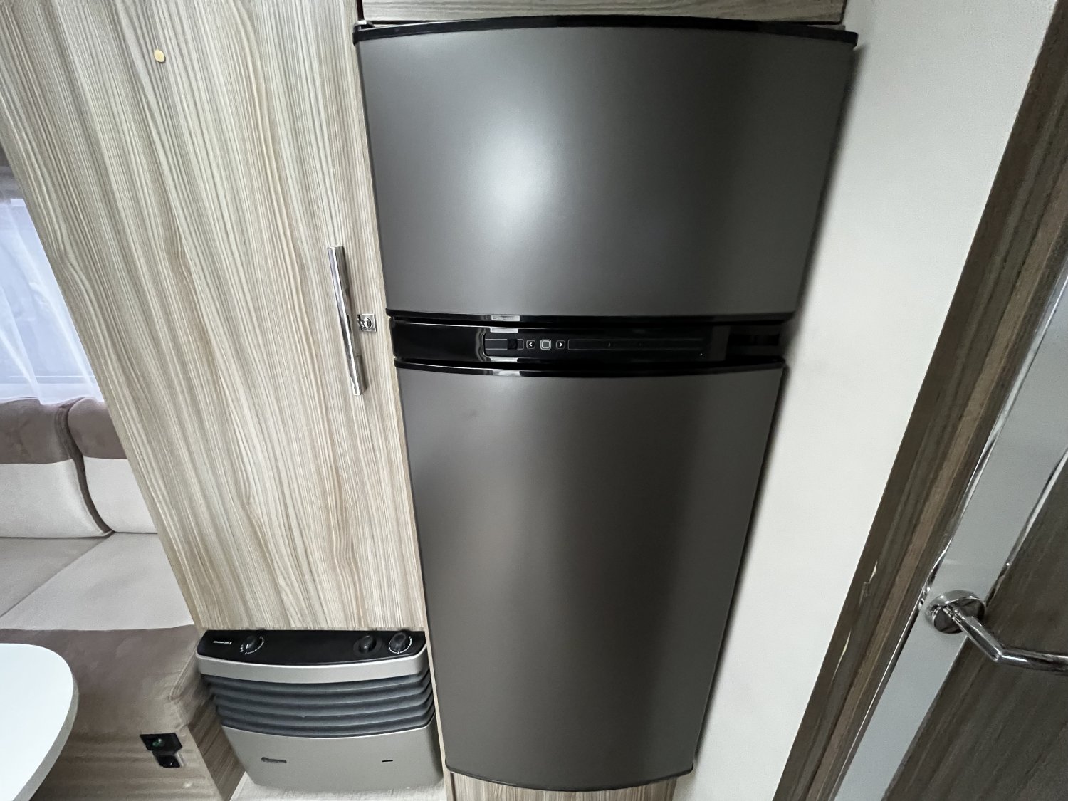 Champion Caravanes et Camping Car ELEGANCE 490 SA La Mancelle