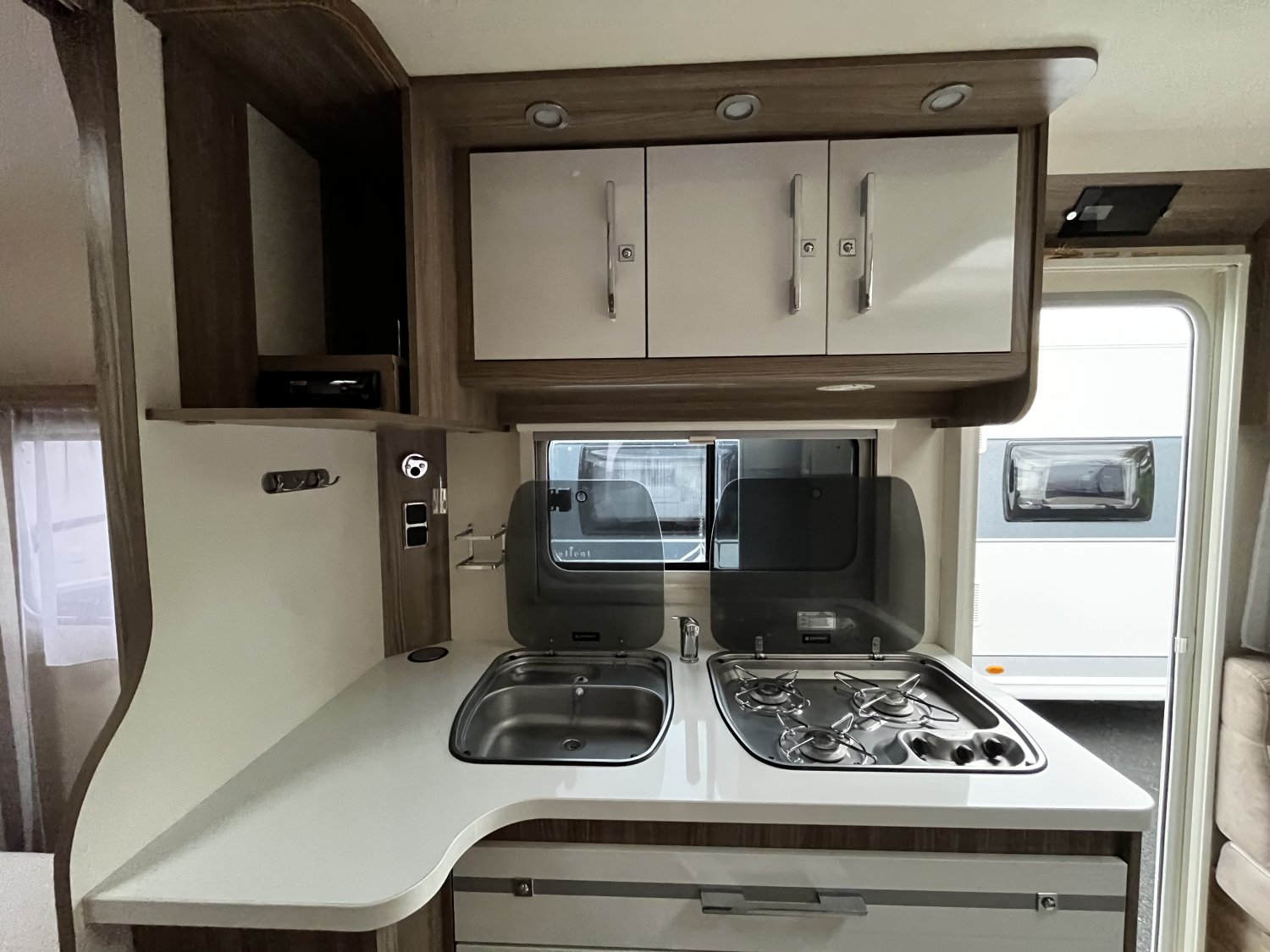 Champion Caravanes et Camping Car ELEGANCE 490 SA La Mancelle