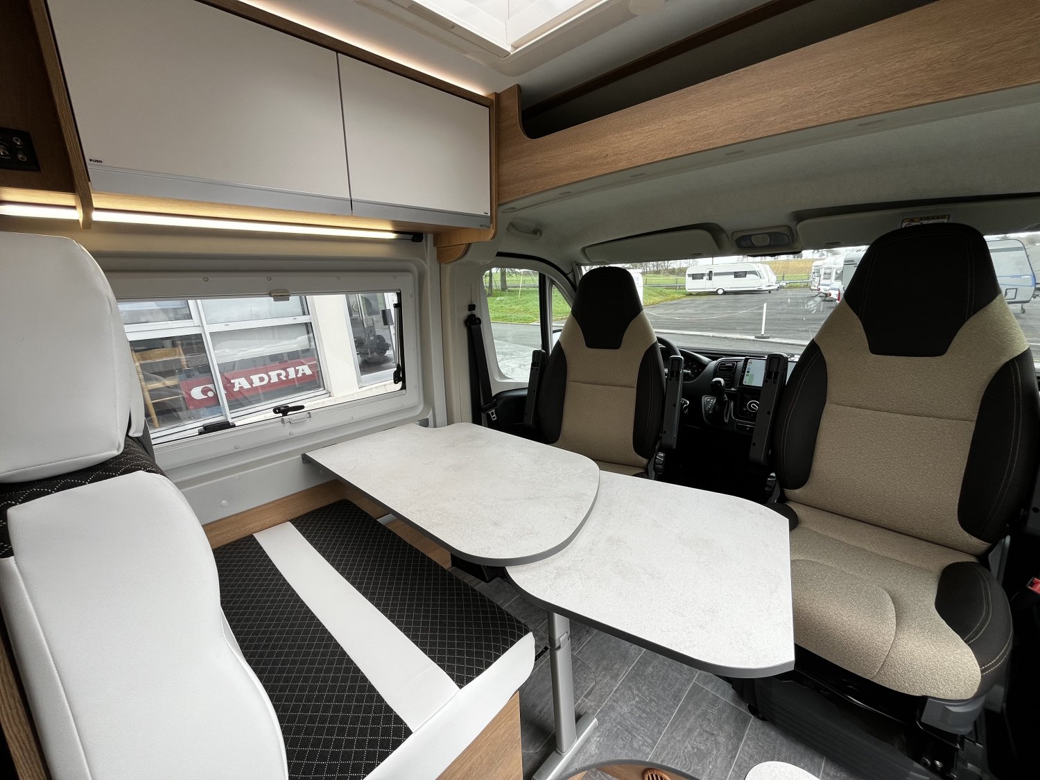 Champion Caravanes et Camping Car 60 T Giottiline