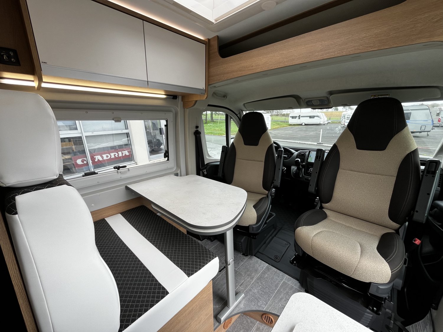 Champion Caravanes et Camping Car 60 T Giottiline