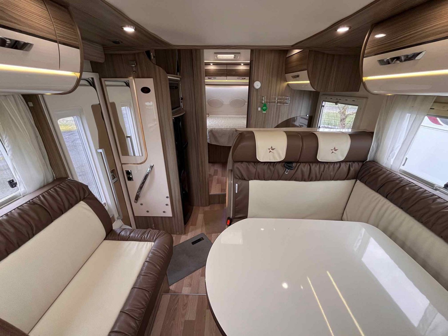 Champion Caravanes et Camping Car 720 LC PRIVILEGE Autostar