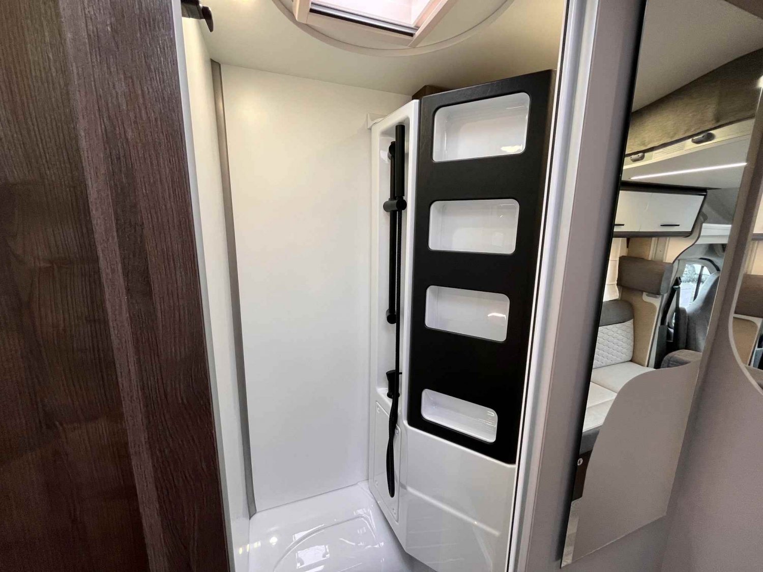 Champion Caravanes et Camping Car TESSORO 425 Benimar