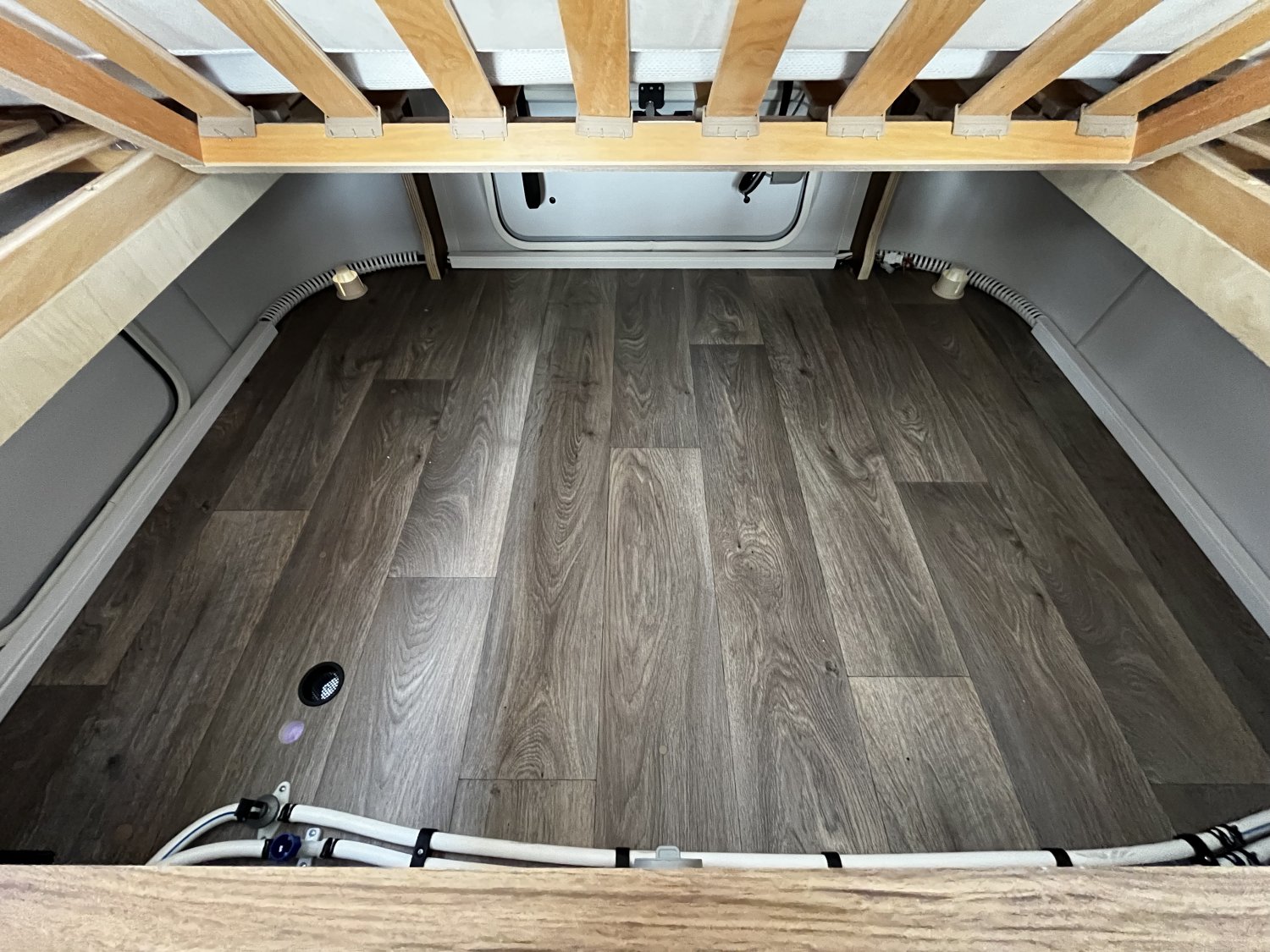 Champion Caravanes et Camping Car TOURING 310 FAMILIA LEGEND EDITION Eriba