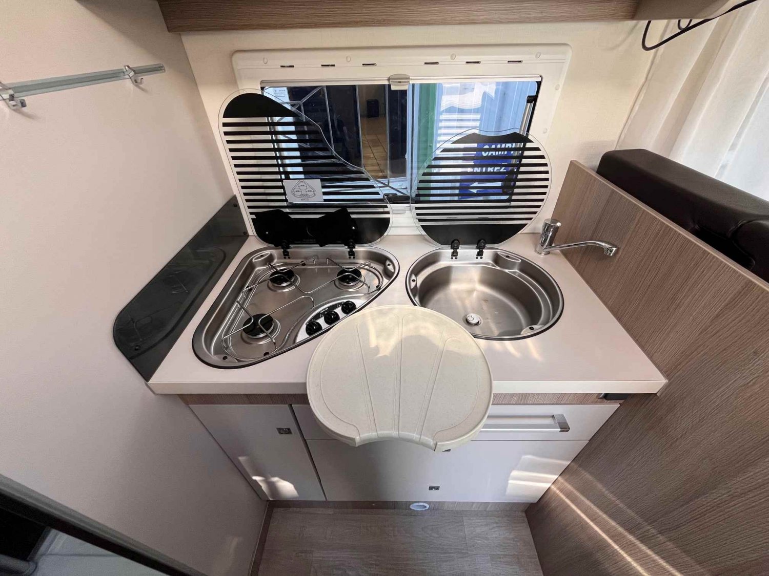 Champion Caravanes et Camping Car GENESIS 290 Challenger