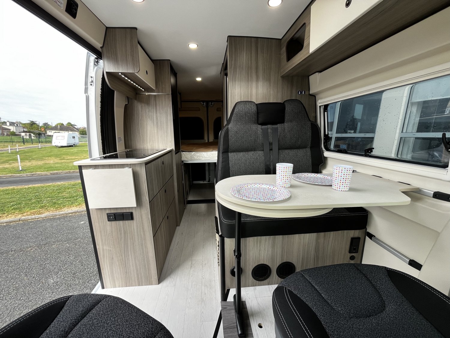Champion Caravanes et Camping Car R602A Randger
