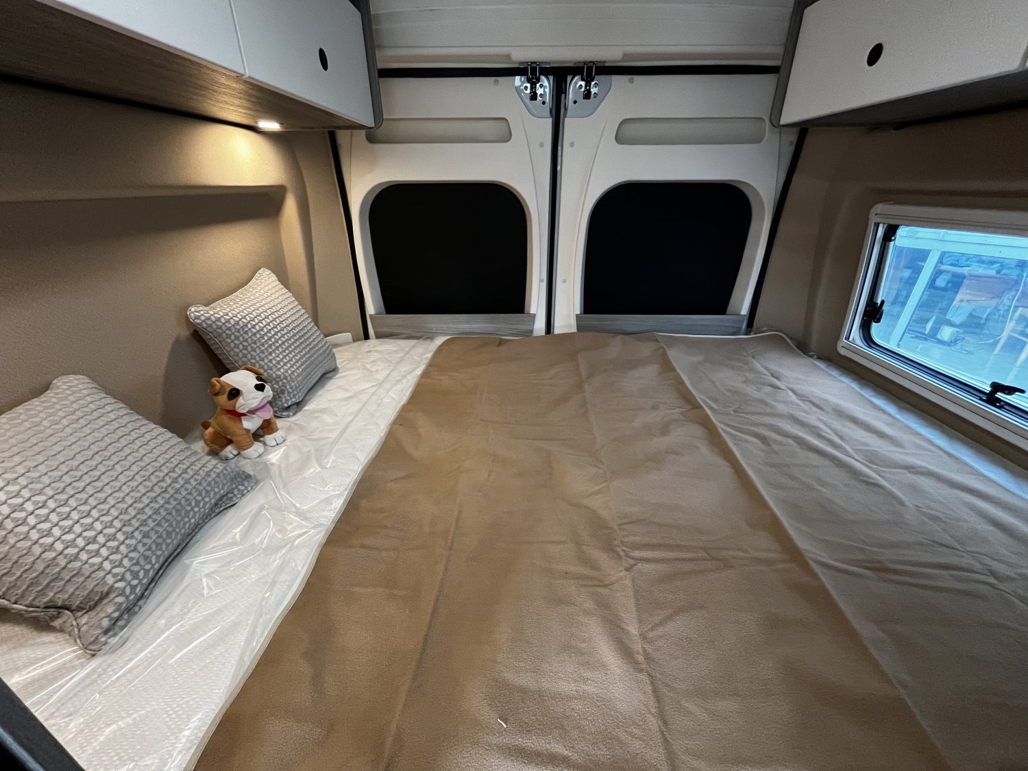 Champion Caravanes et Camping Car R602A Randger