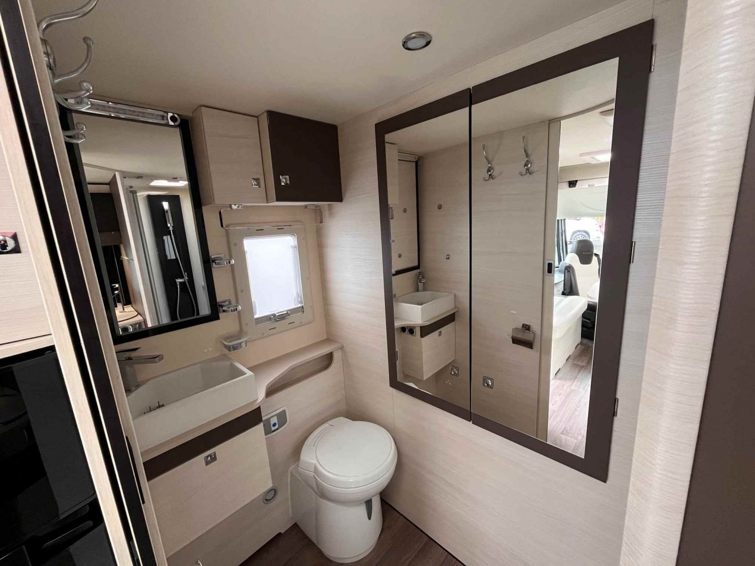 Champion Caravanes et Camping Car CHAUSSON 6010 EXALTIS Chausson