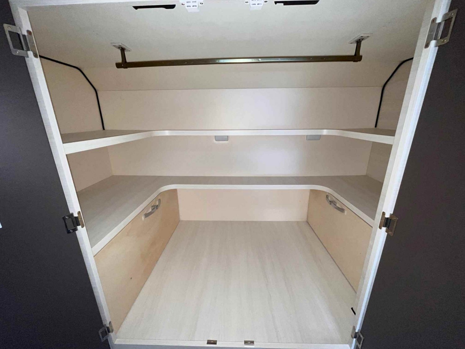 Champion Caravanes et Camping Car CHAUSSON 6010 EXALTIS Chausson