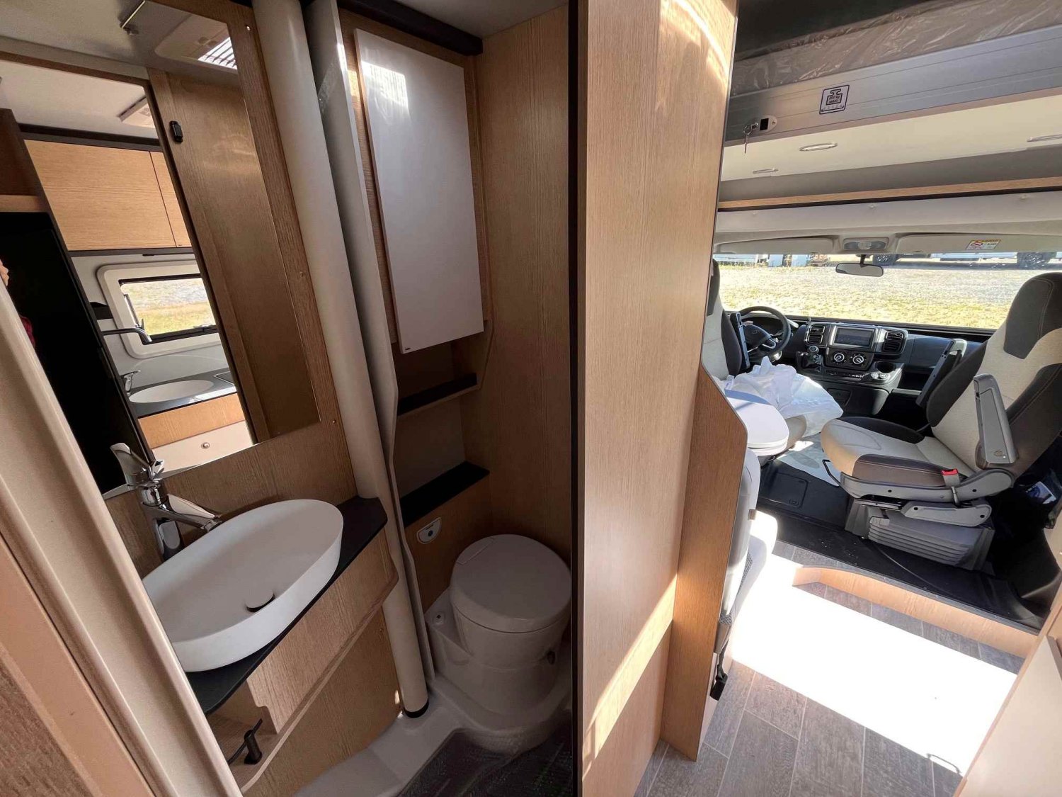 Champion Caravanes et Camping Car GIOTTI LINE COMPACT CX66 Giottiline