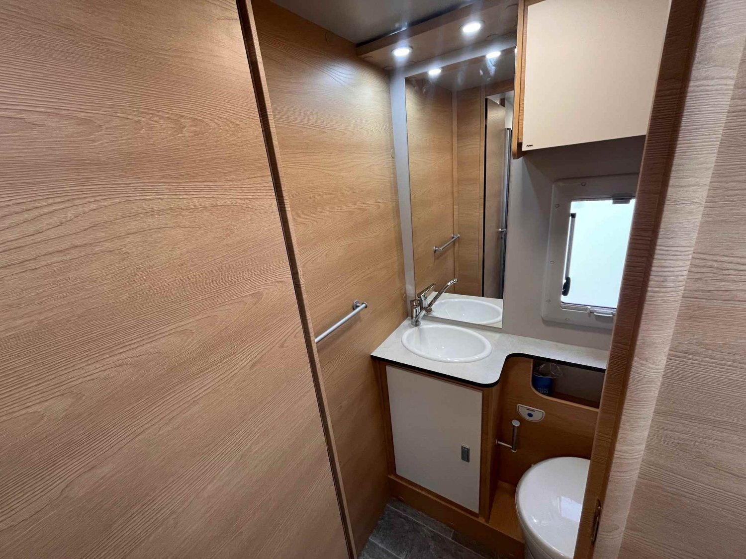 Champion Caravanes et Camping Car GIOTTI LINE SIENA 396 Giottiline