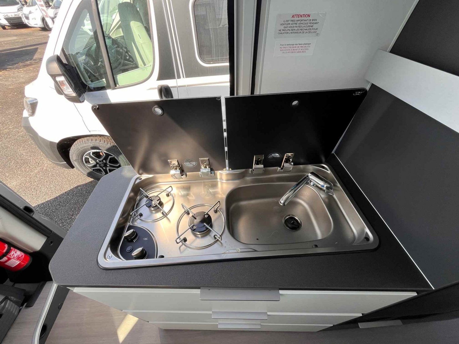 Champion Caravanes et Camping Car TWIN SUPREME 600 SPB Adria
