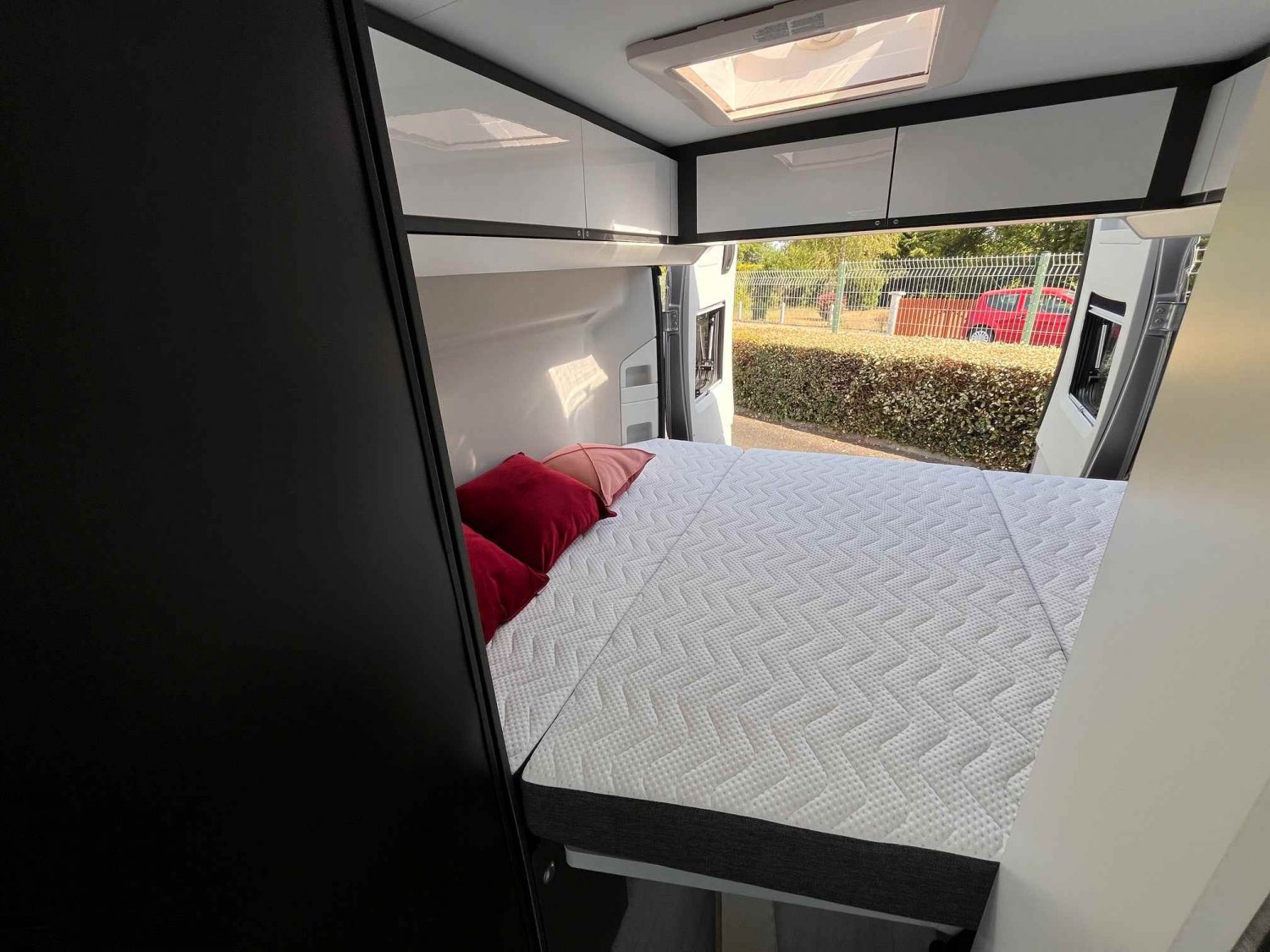 Champion Caravanes et Camping Car TWIN SUPREME 600 SPB Adria