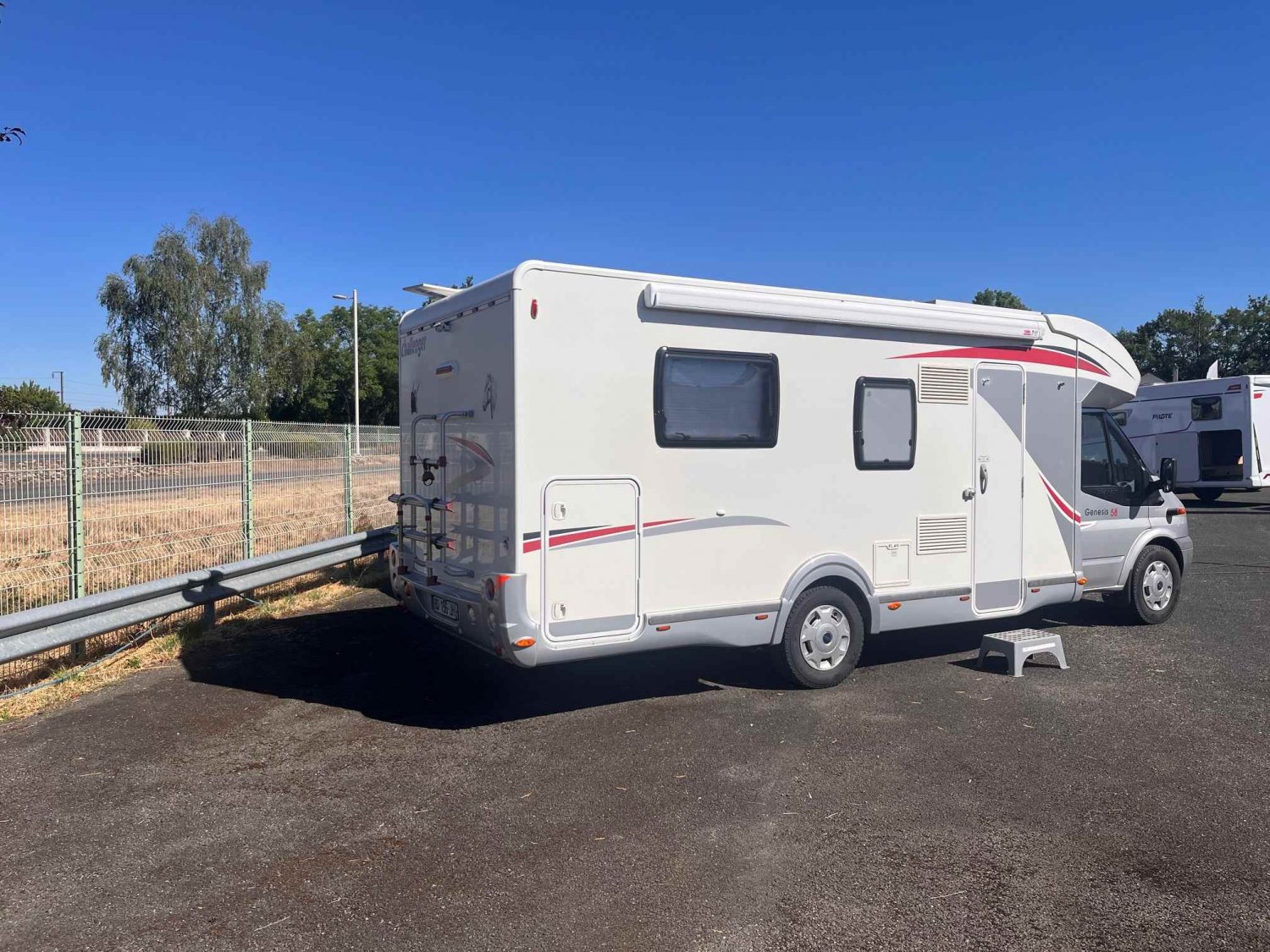 Champion Caravanes et Camping Car GENESIS 58 Challenger