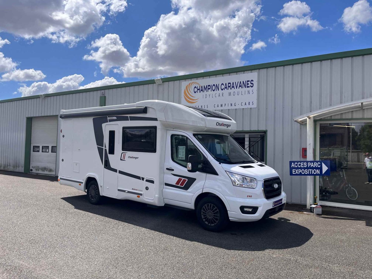 Champion Caravanes et Camping Car - Challenger 240 BREAK EDITION à 63 480 &euro;
