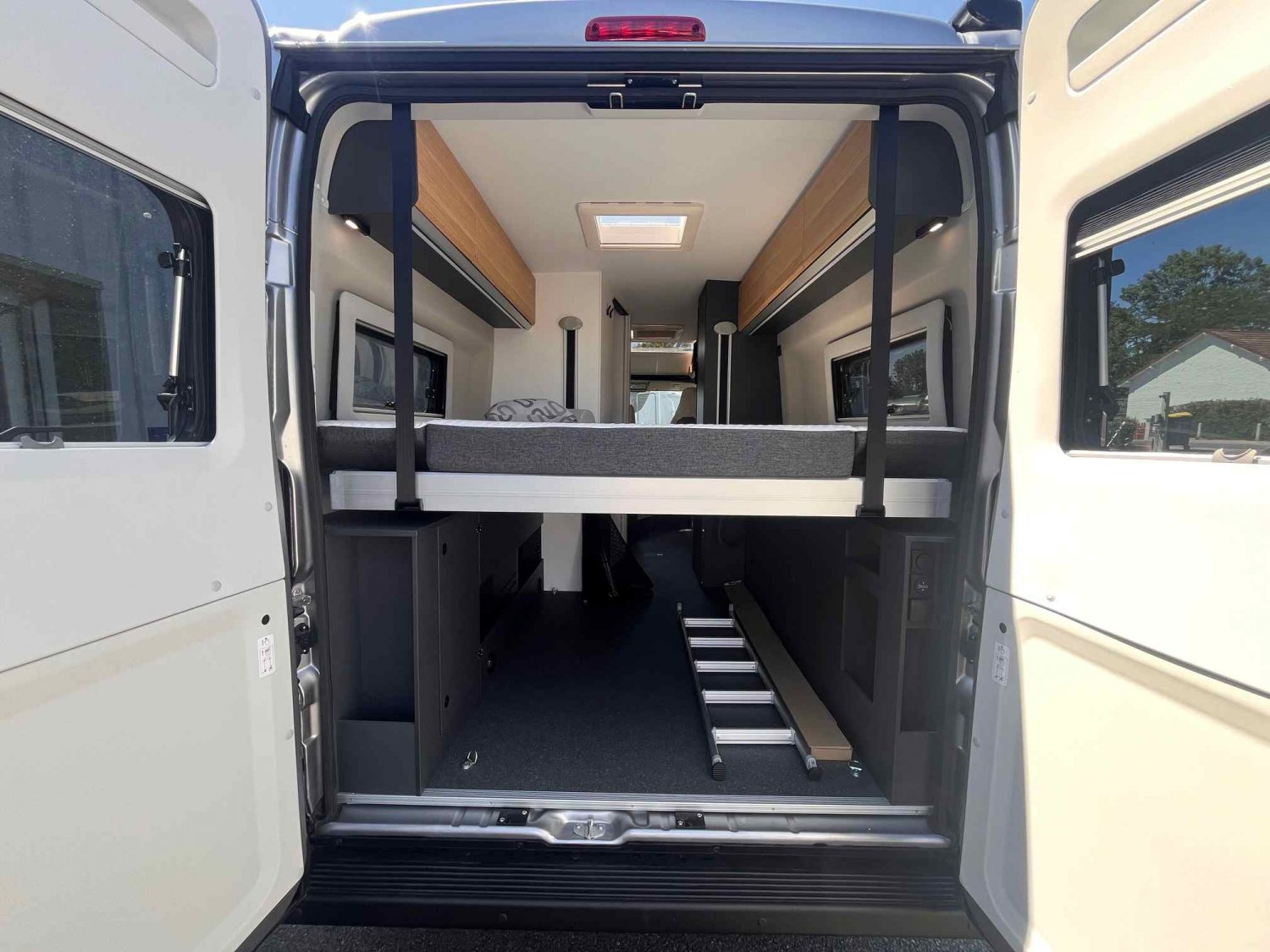 Champion Caravanes et Camping Car TWIN 640 SGX 60 Years Adria