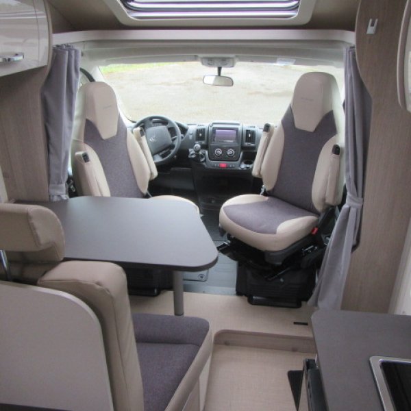 Champion Caravanes et Camping Car Nexxo Van T 569 Burstner