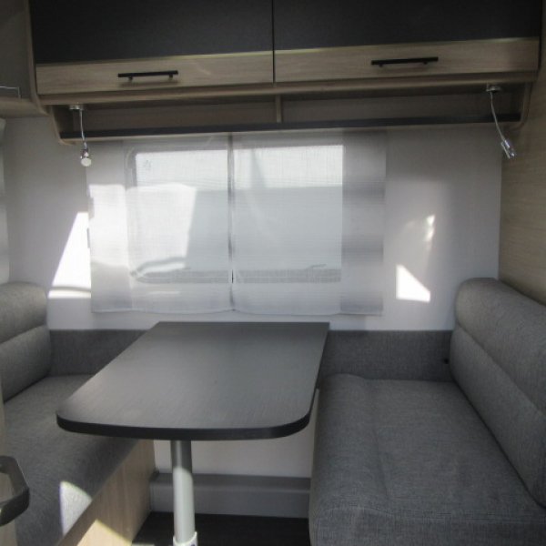 Champion Caravanes et Camping Car ALBA STYLE 460 Caravelair