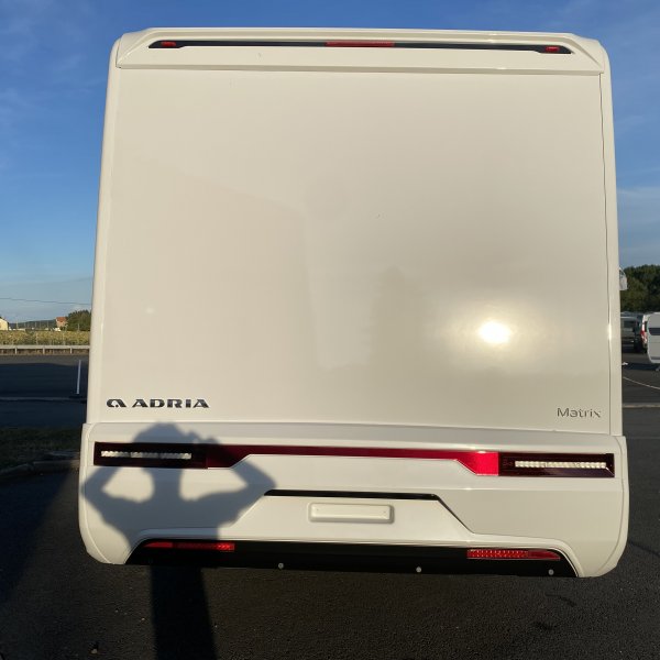 Champion Caravanes et Camping Car Matrix Plus 670 DC Adria