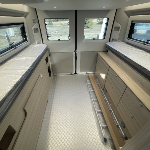 Champion Caravanes et Camping Car TWIN PLUS 640SGX Adria