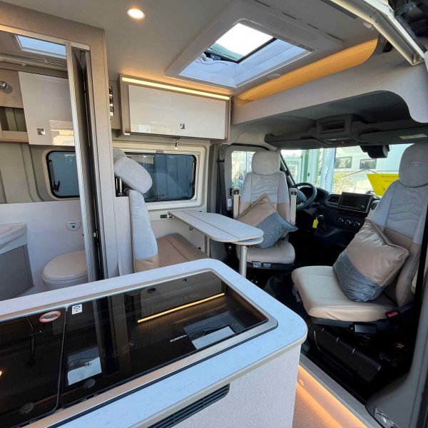 Champion Caravanes et Camping Car DELFIN C 621 Burstner