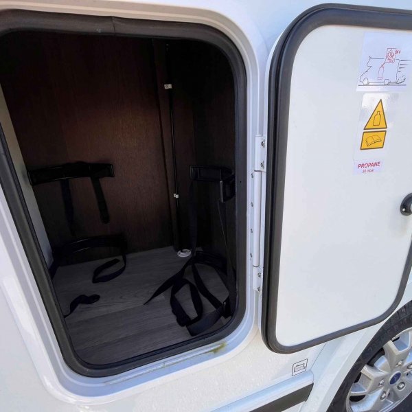 Champion Caravanes et Camping Car BENIMAR TESSORO 481 Benimar