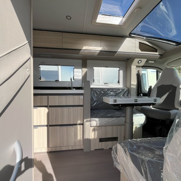 Champion Caravanes et Camping Car COMPTAC DL 60th Adria