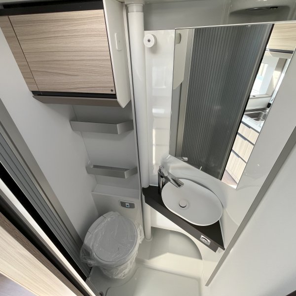 Champion Caravanes et Camping Car COMPTAC DL 60th Adria