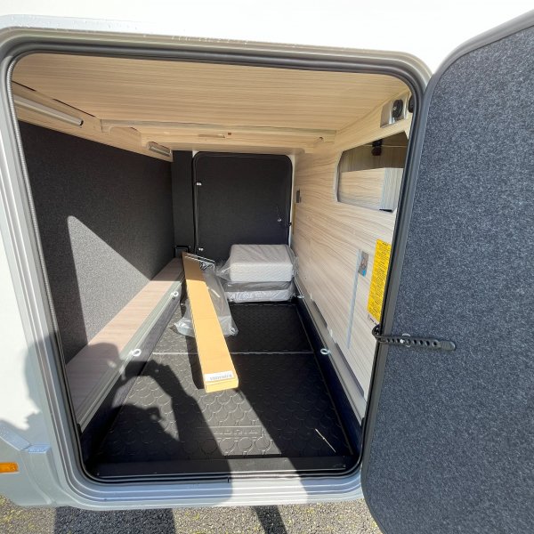 Champion Caravanes et Camping Car COMPTAC DL 60th Adria