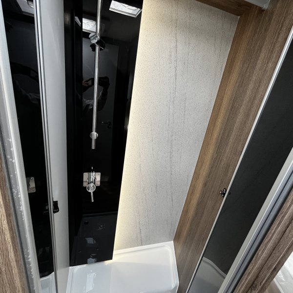 Champion Caravanes et Camping Car MAGIS 67 XT C.I.