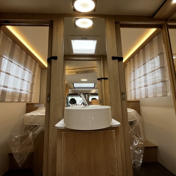 Champion Caravanes et Camping Car MANOA 66 LXT C.I.