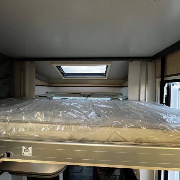 Champion Caravanes et Camping Car COMPACT CX66 Giottiline