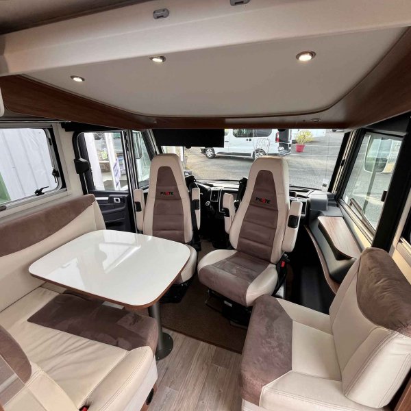 Champion Caravanes et Camping Car PILOTE G 701 C SENSATION Pilote