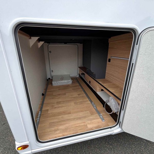 Champion Caravanes et Camping Car PILOTE G 740 FGJ EVIDENCE Pilote