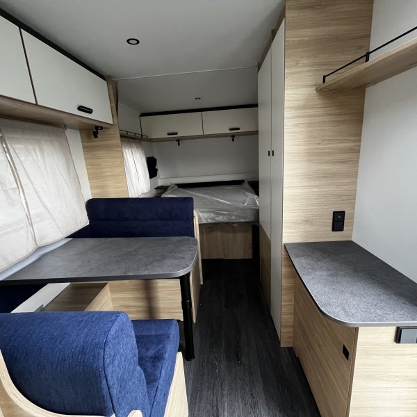 Champion Caravanes et Camping Car EASY 460 CP Sterckeman