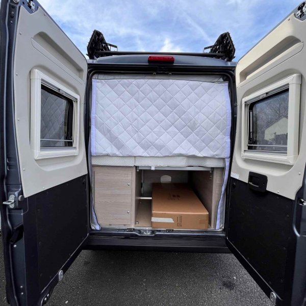 Champion Caravanes et Camping Car BURSTNER CAMPEO C 540 4*4 Burstner