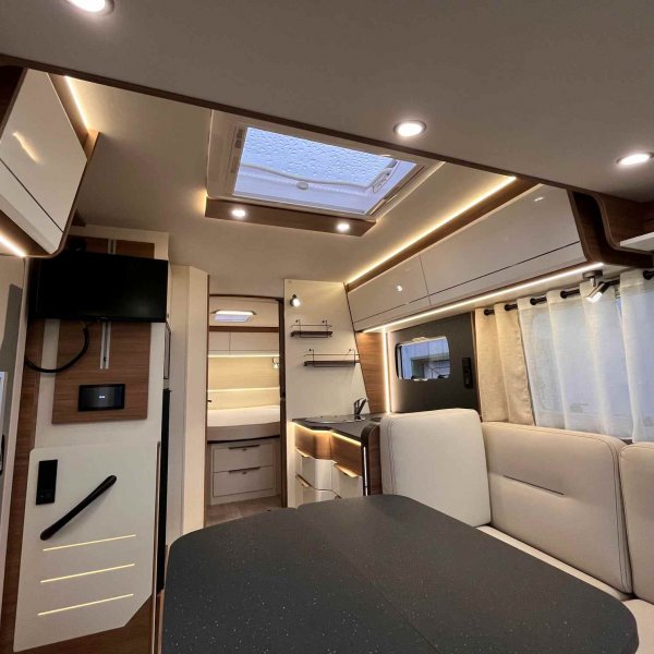 Champion Caravanes et Camping Car PILOTE G 740 FC EVIDENCE Pilote