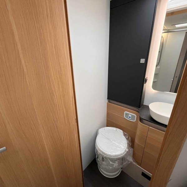 Champion Caravanes et Camping Car Matrix Axess 650 DL Adria