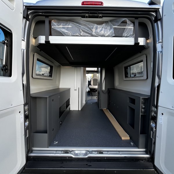 Champion Caravanes et Camping Car TWIN 640 SGX 60th Adria