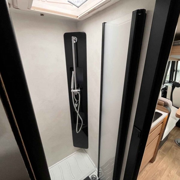 Champion Caravanes et Camping Car G 720 FC EVIDENCE Pilote